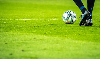منأخذدوريأبطالأوروبا2000؟